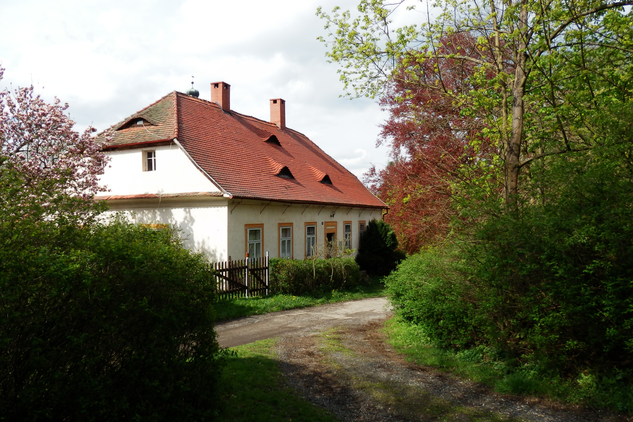 Předzámčí – bývalá vrchnostenská budova